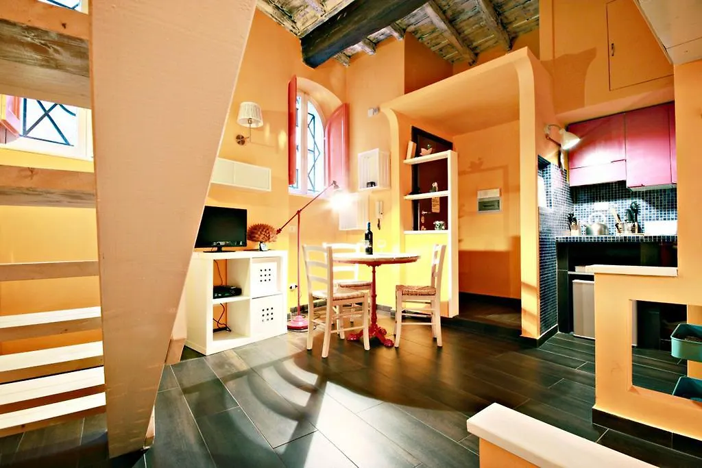 Old Trevi Apartments Roma