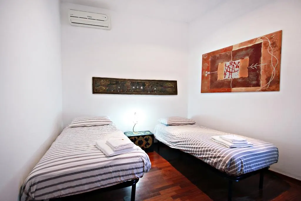 Old Trevi Apartments Roma